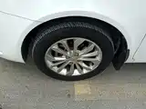 Фото 23 - Geely Vision