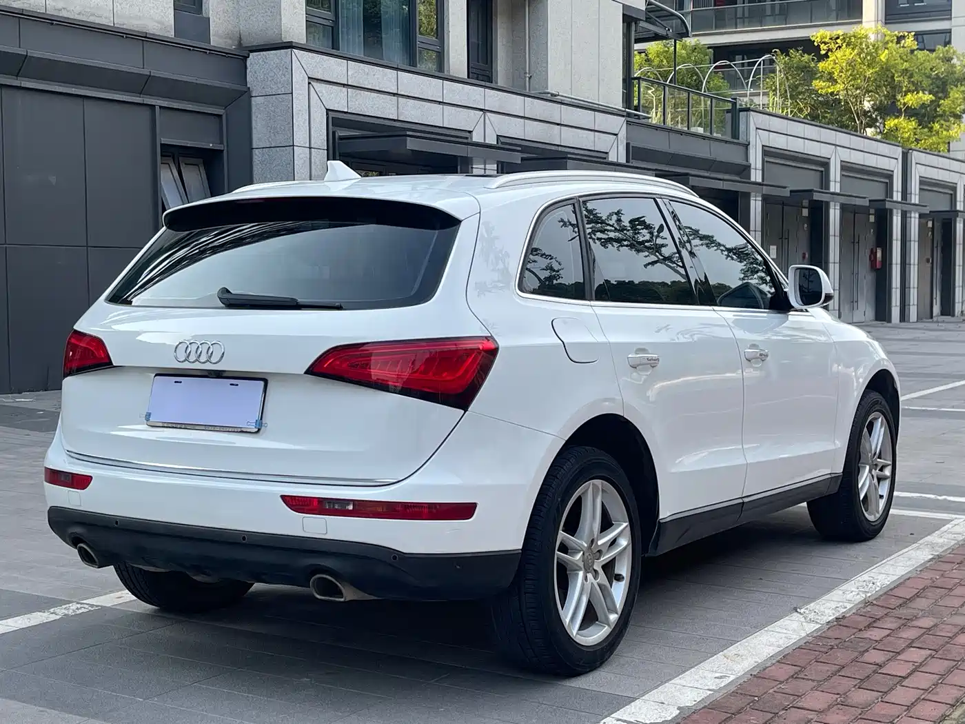 Фото 4 - Audi Q5