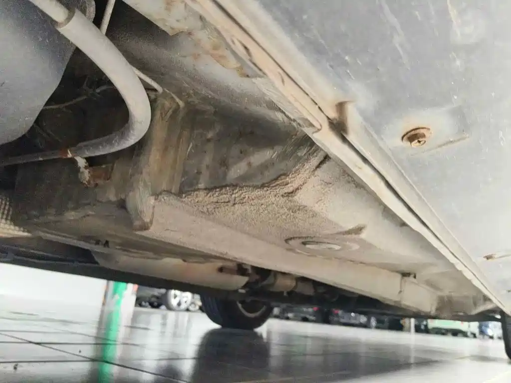 Фото 4 - Geely Emgrand