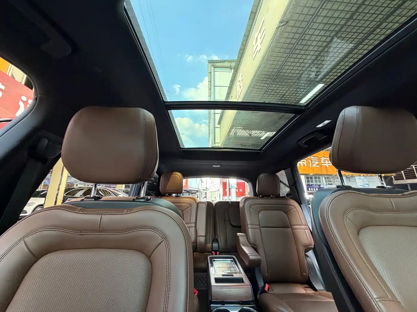 Lincoln Aviator, миниатюра 20