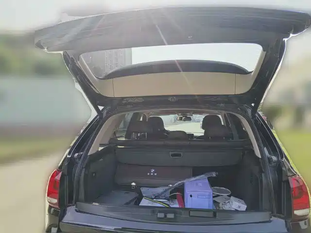 BMW X5 (Import) 2018 xDrive35i Elegant Model — фото 5