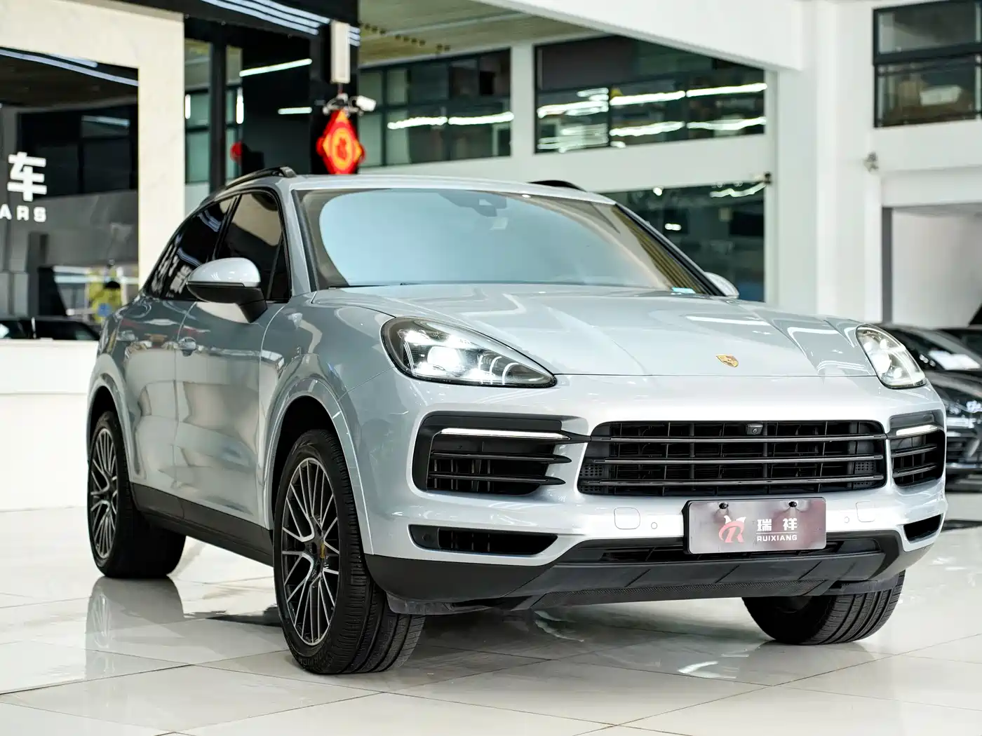 Porsche Cayenne 2018 Cayenne S 2.9T фото 3