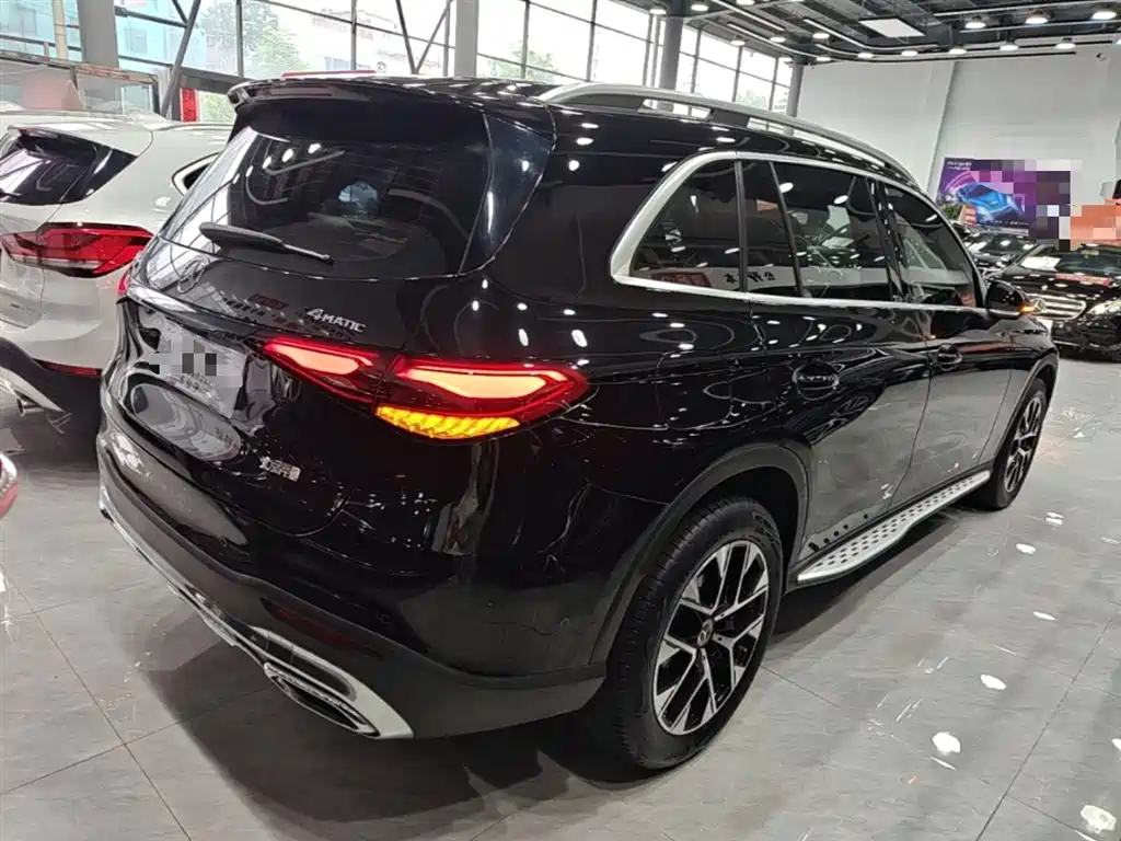 Mercedes-Benz GLC 2023 Facelift GLC 260 L 4MATIC Sport 5-Seater фото 7