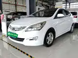 صورة 2 - Hyundai Reina