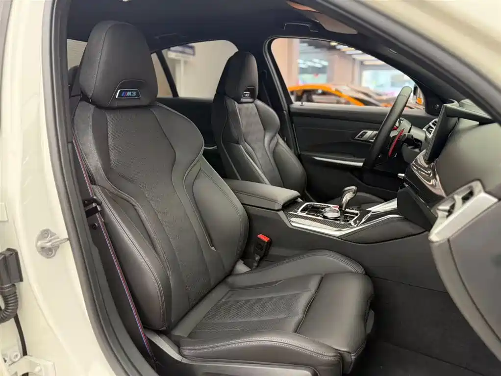 BMW M3 2024 M3 Sedan M xDrive Competition фото 10