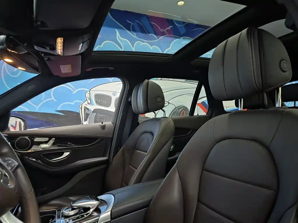 Mercedes-Benz GLC 2018 Facelift GLC 260 4MATIC Dynamic фото 10