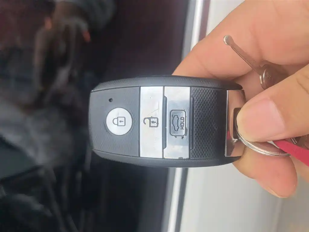 Kia K3 2013 1.6L Automatic GLS фото 9