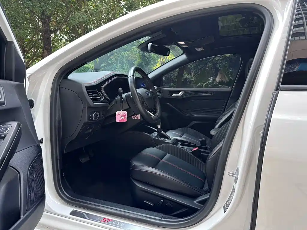 2023 Ford Focus