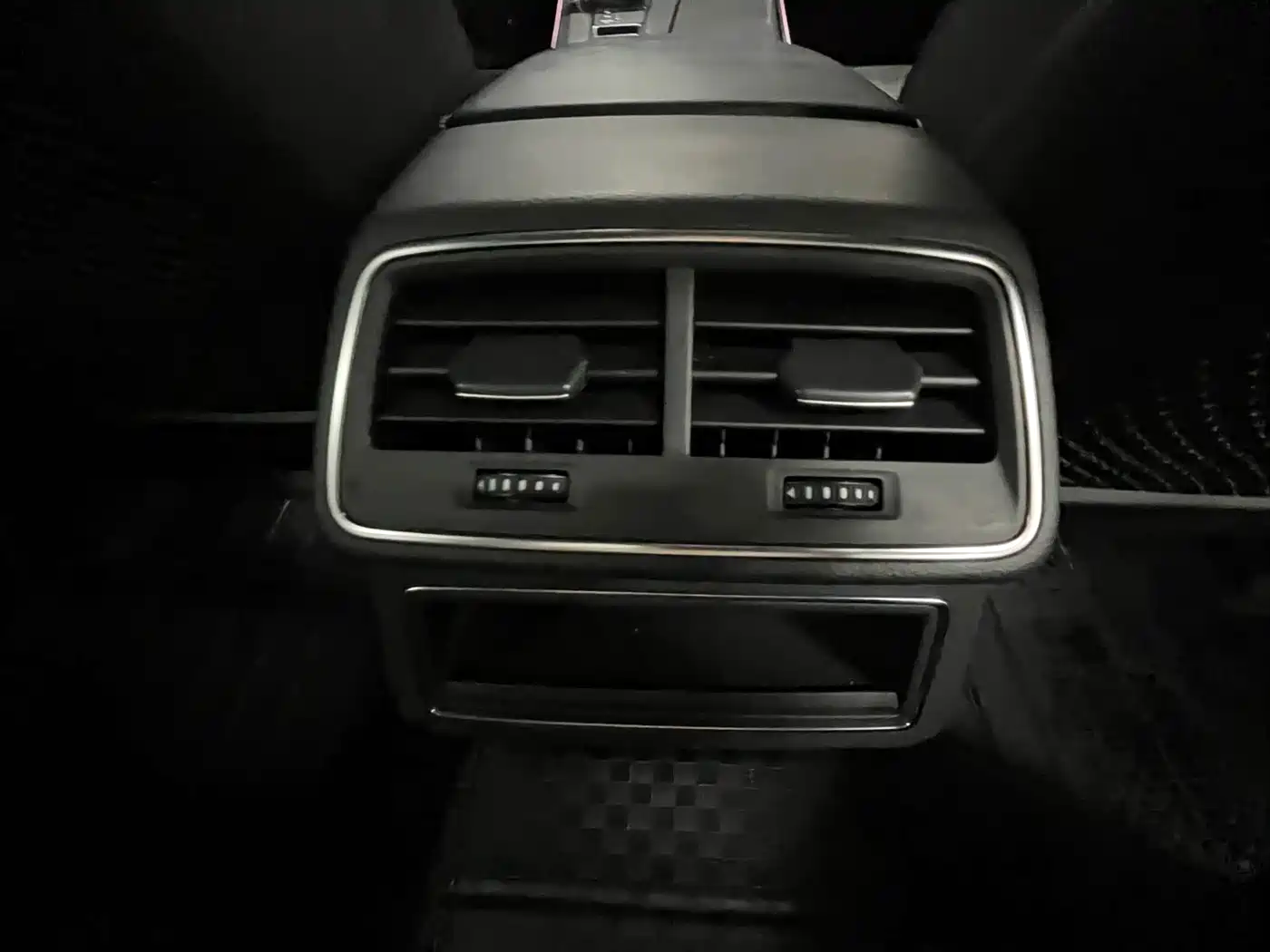 Audi A6L 2021 40 TFSI Luxury Sport фото 17