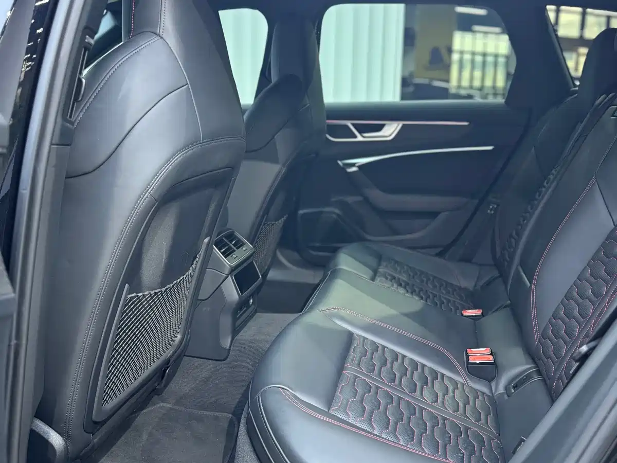 Audi RS 6 2022 RS 6 4.0T Avant фото 13