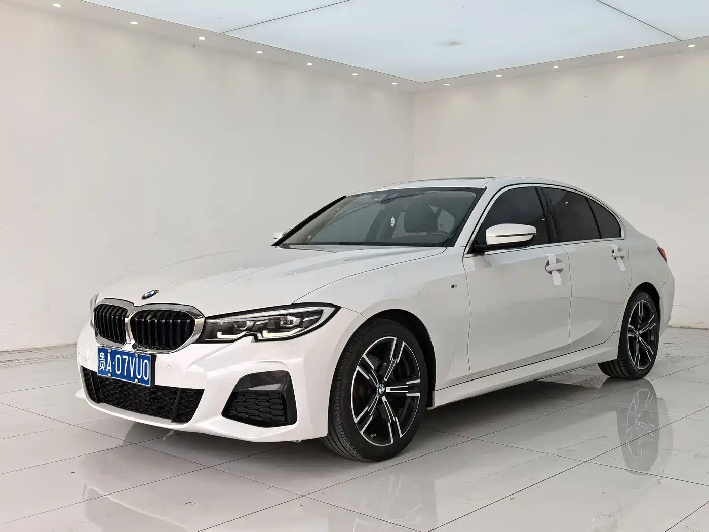 BMW 3-SERIES