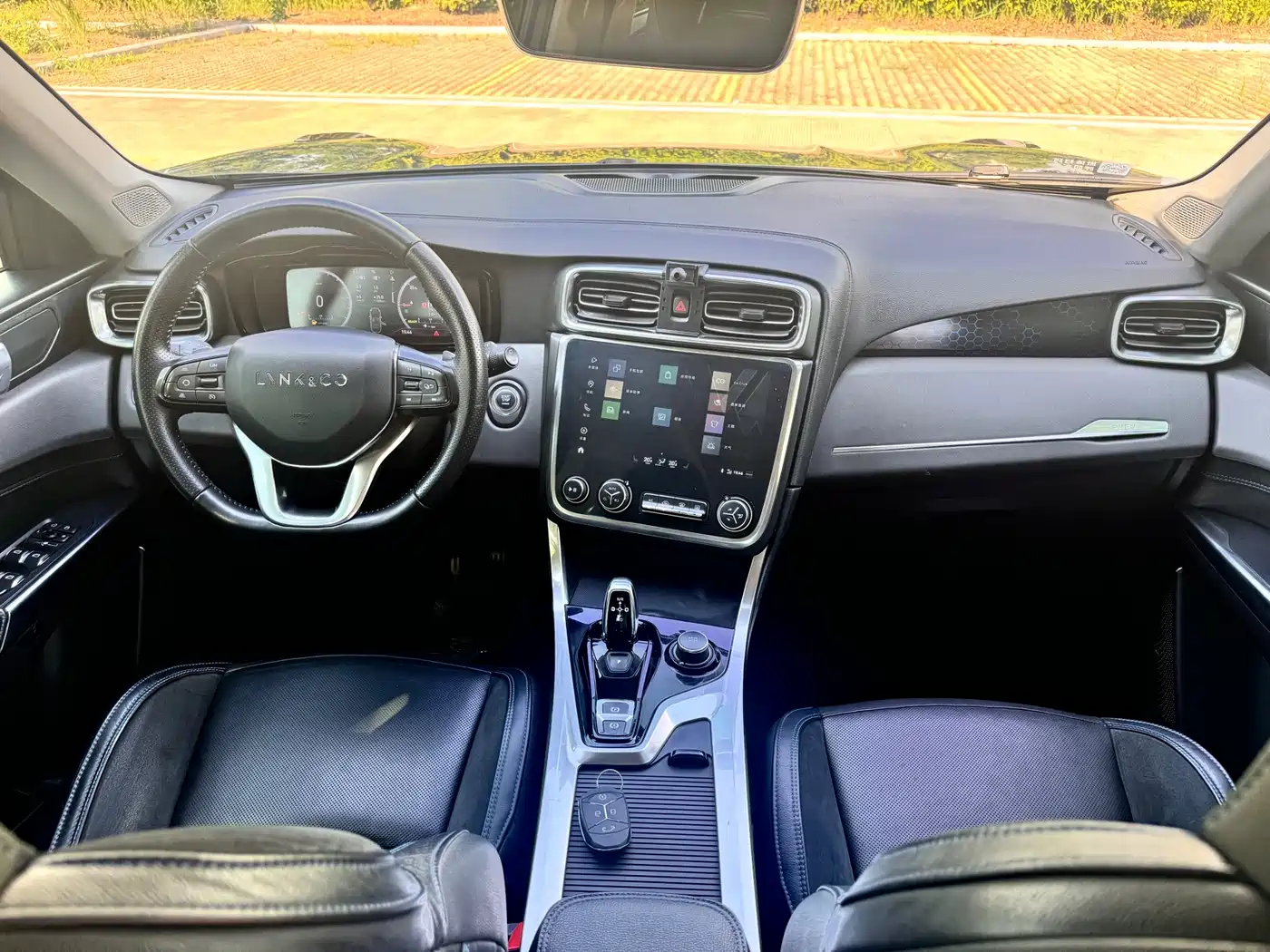 Lynk & Co 01 EM-P 2018 2018 1.5T PHEV Jin Pro China V