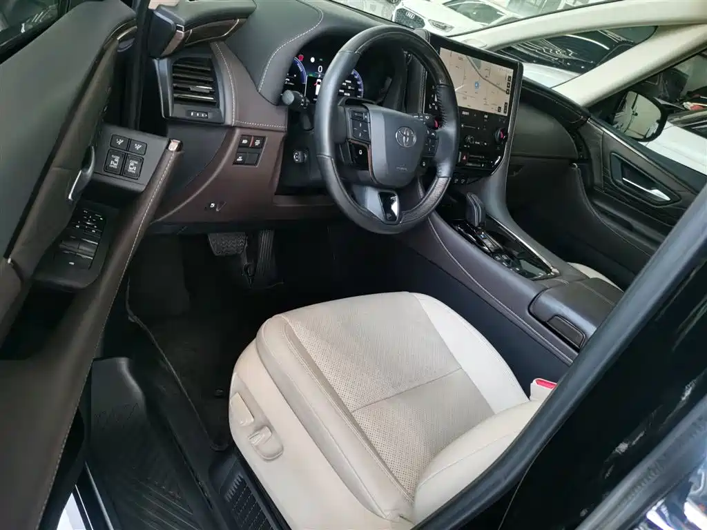 Toyota Alphard 2024 Hybrid 2.5L Prestige Edition фото 13