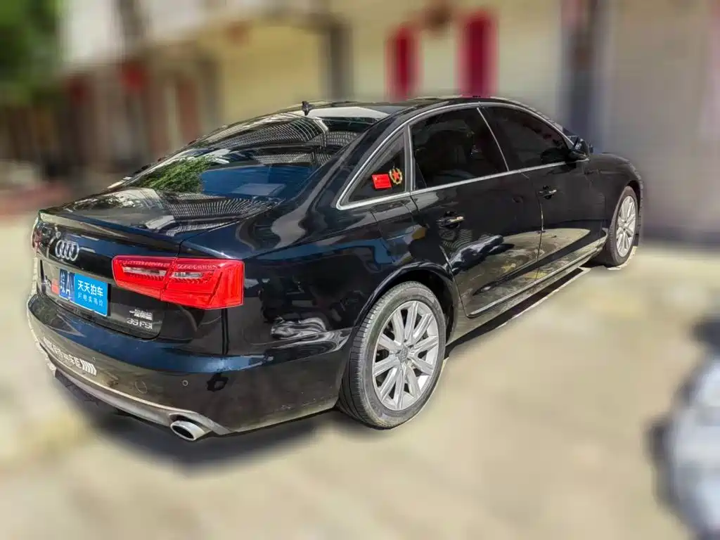 Фото 2 - Audi A6L