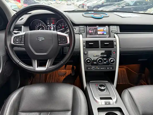 Land Rover Discovery Sport 2018 240PS SE Edition — фото 4