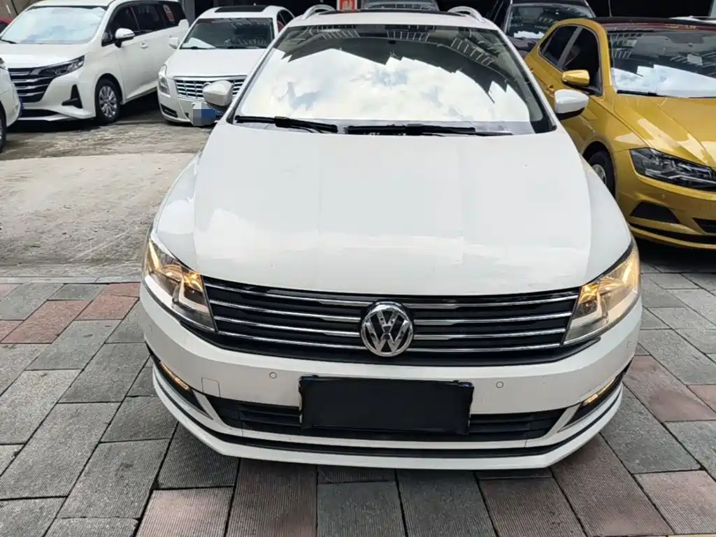 Volkswagen Lavida Tour 2018 2017 230TSI DSG Comfort Edition