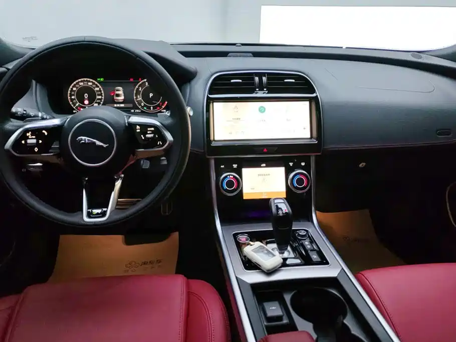 Jaguar XEL 2024 2024 Model 2.0T 250PS R-DYNAMIC S Progressive Sport Edition
