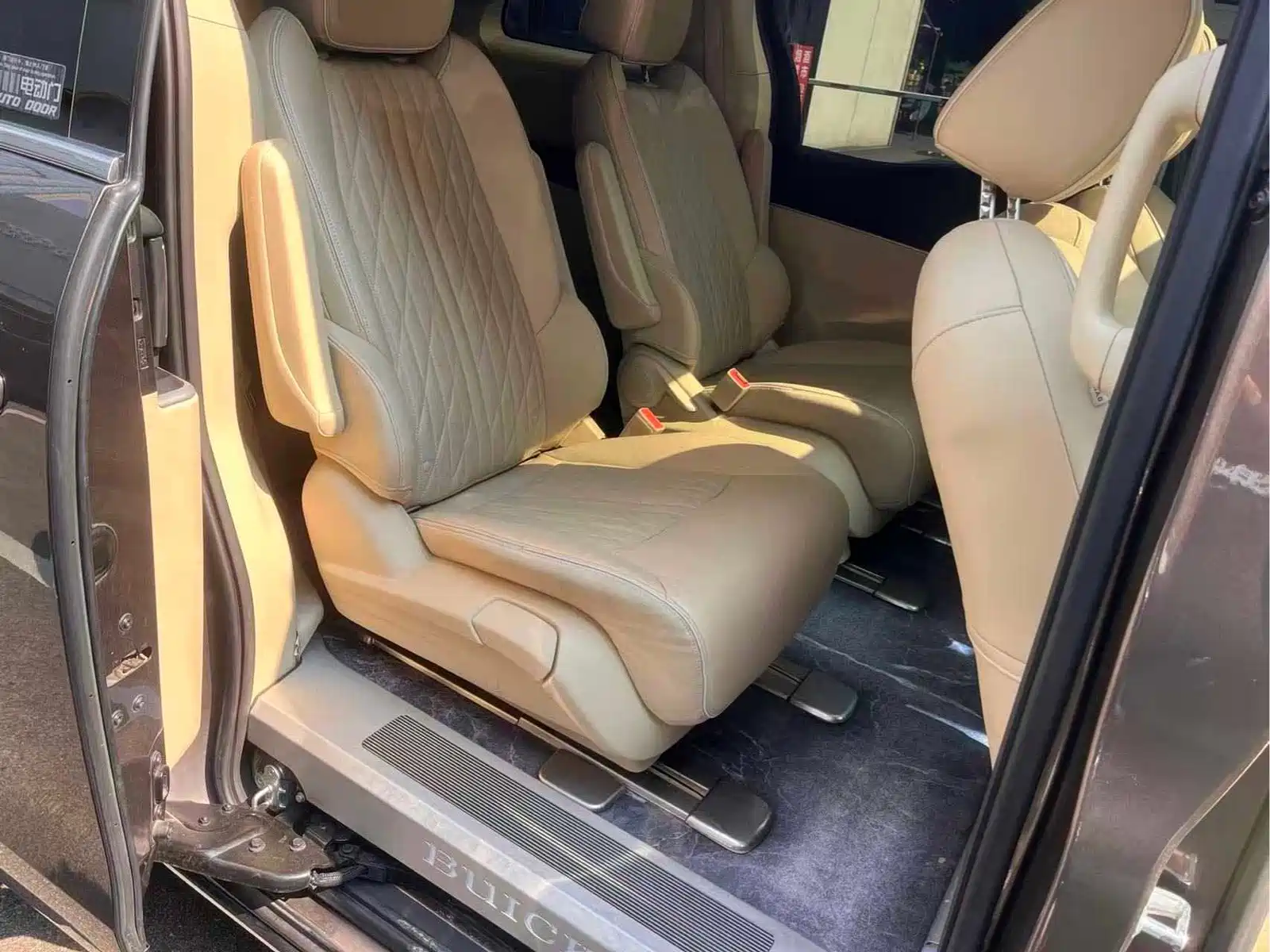 Фото 7 - Buick GL8