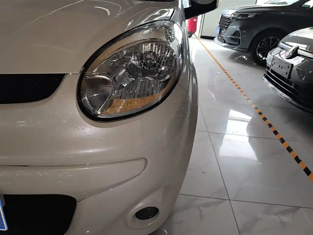 Changan BenBen MINI 2015 2012 1.0L Manual Fashion Edition (China V)