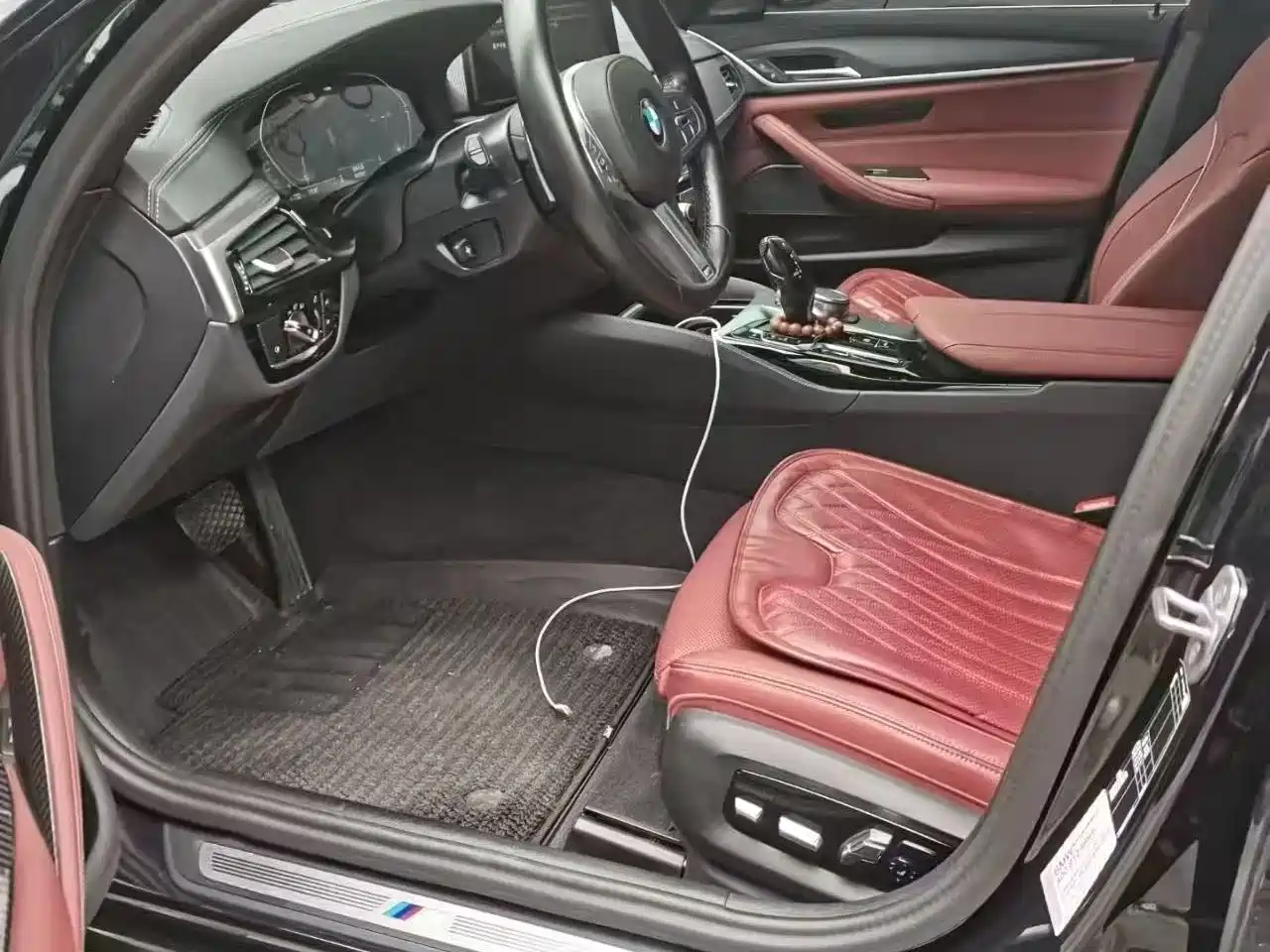 BMW 5 Series 2023 530Li Premium M Sport Package фото 6