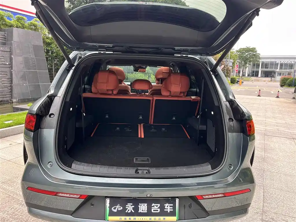 BYD Tang L 2025 DM 175KM Drone Player Edition фото 16
