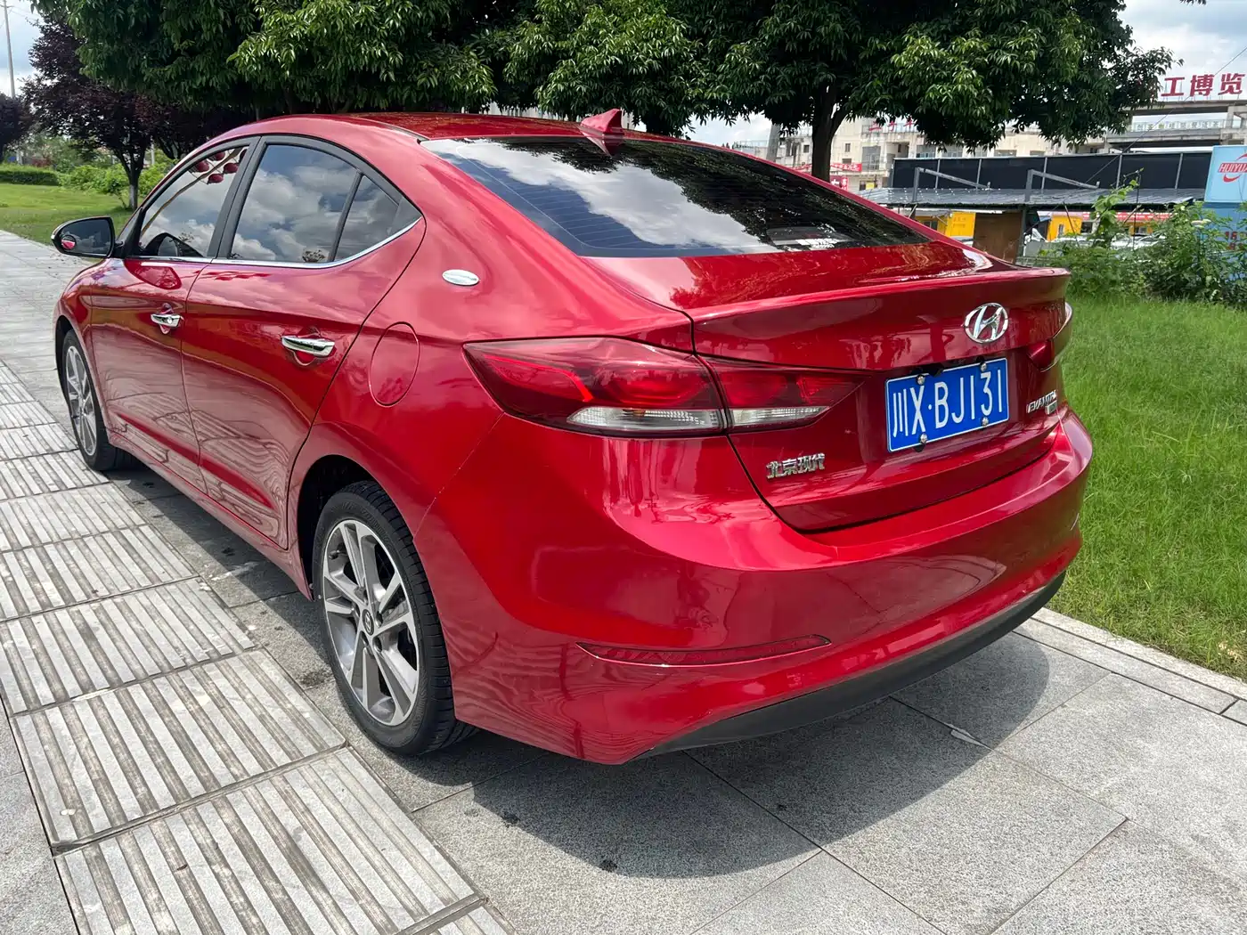 Hyundai Elantra 2016 Model 1.6L Automatic Smart Elite фото 7