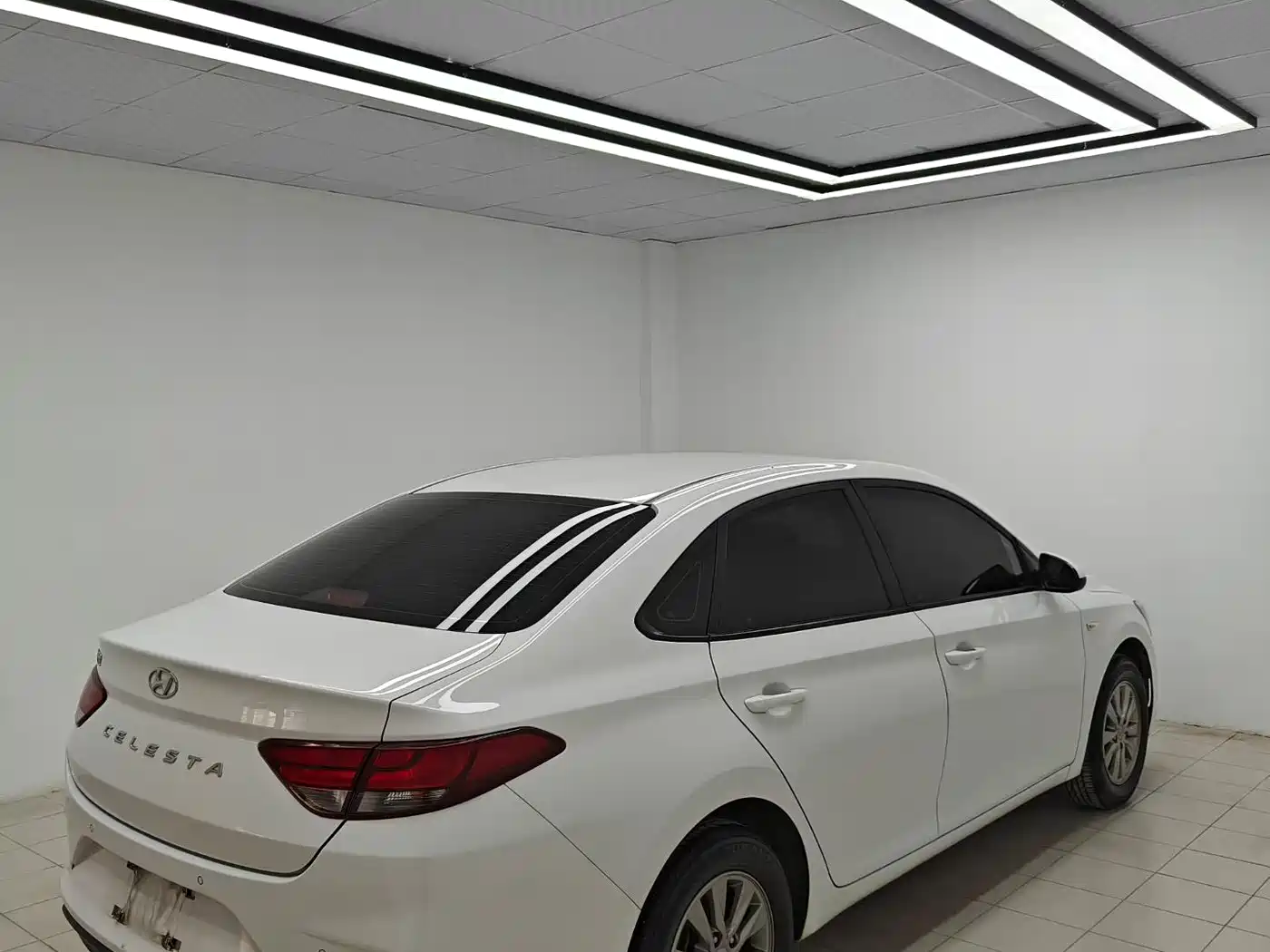 Hyundai Elantra 2020 1.6L Auto GL Pleasing Edition фото 6