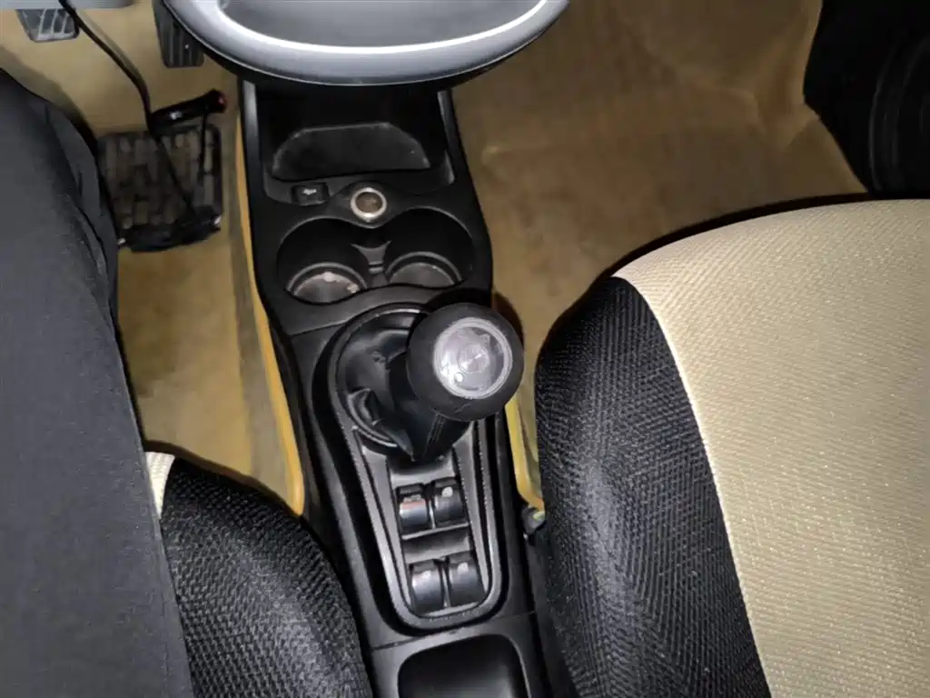 Changan BenBen MINI 2015 2012 1.0L Manual Fashion Edition (China V)