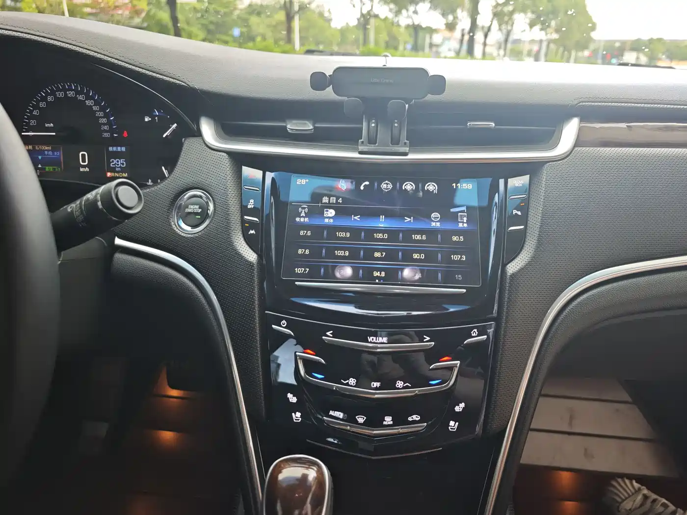Cadillac XTS 2016 28T Luxury фото 16