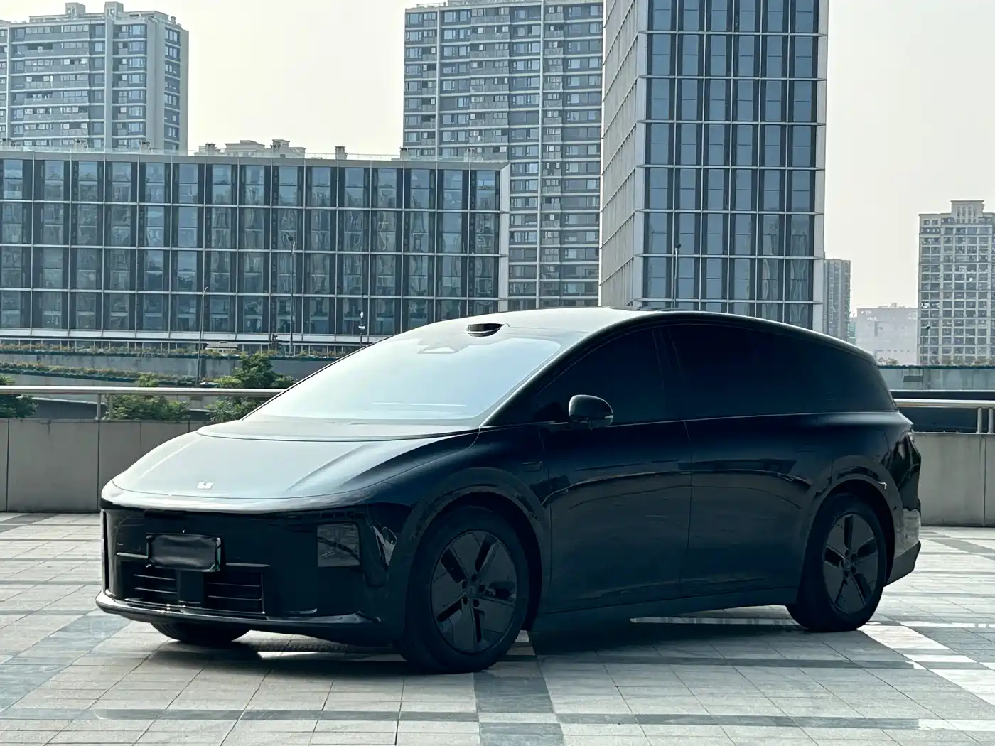 Li Auto Li i8 2025 Standard Edition