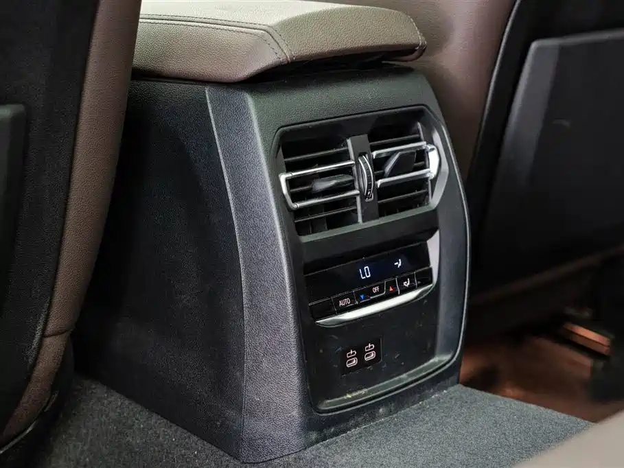 BMW 3 Series 2021 325Li M Sport Package фото 16