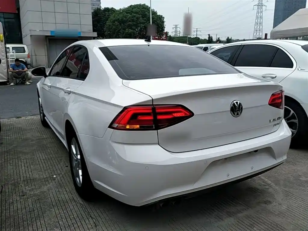 Volkswagen Lamando 2018 230TSI DSG Trend Edition фото 5