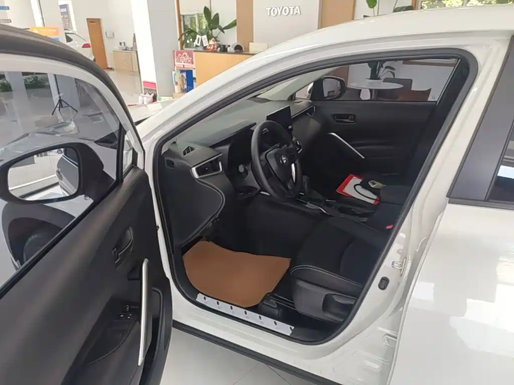 Toyota Corolla Cross 2026 2024 2.0L Smart Hybrid Dual Engine Pioneer Edition