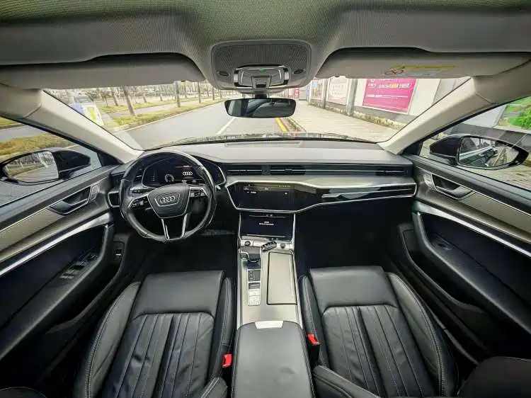 Audi A6L 2023 40 TFSI Luxury Dynamic фото 13