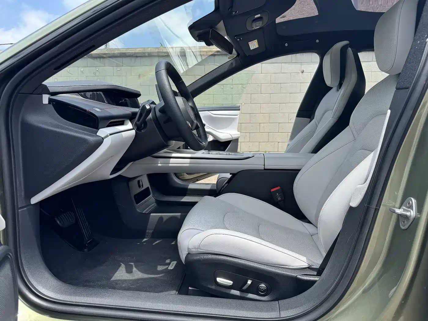 Xiaomi Auto Xiaomi SU7 2024 RWD Standard Founder's Edition фото 7
