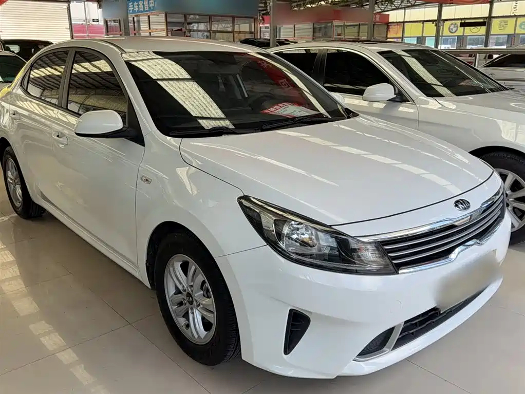 Kia Forte 2019 1.6L Auto Trend Edition China VI фото 5