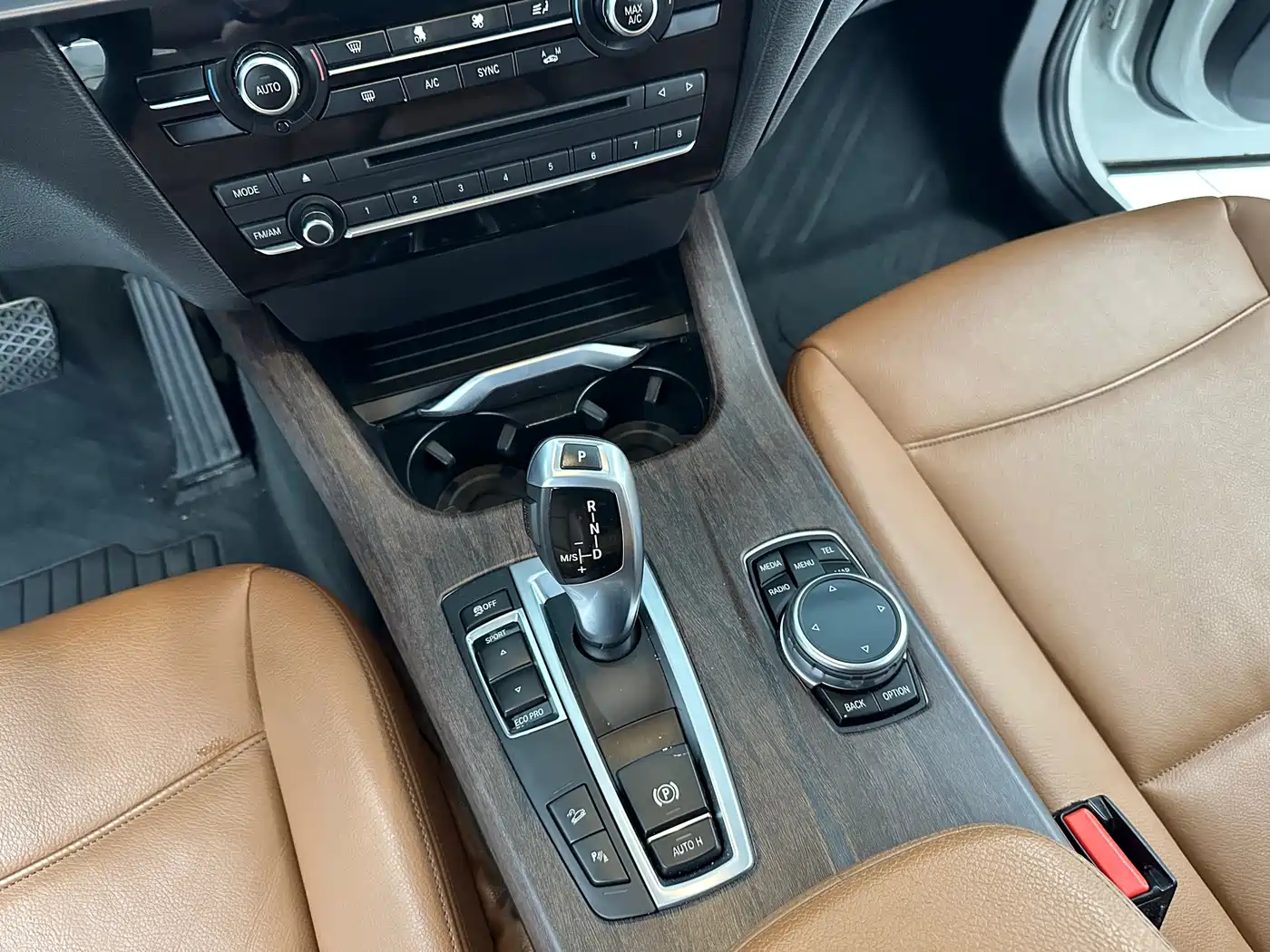 BMW X3 (Import) 2014 xDrive28i Leading Edition фото 19
