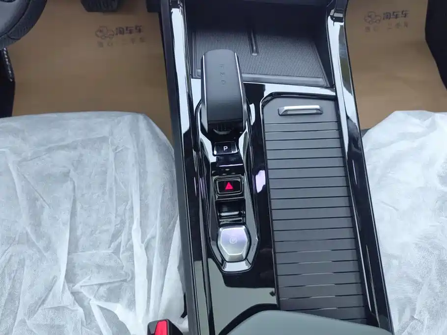 Geely Boyue 2026 2024 1.5TD Smart Connect+