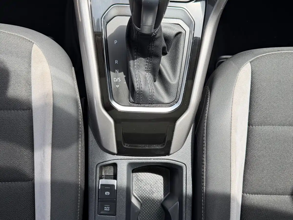 Volkswagen T-ROC 2022 280TSI DSG 2WD Elite PLUS фото 13