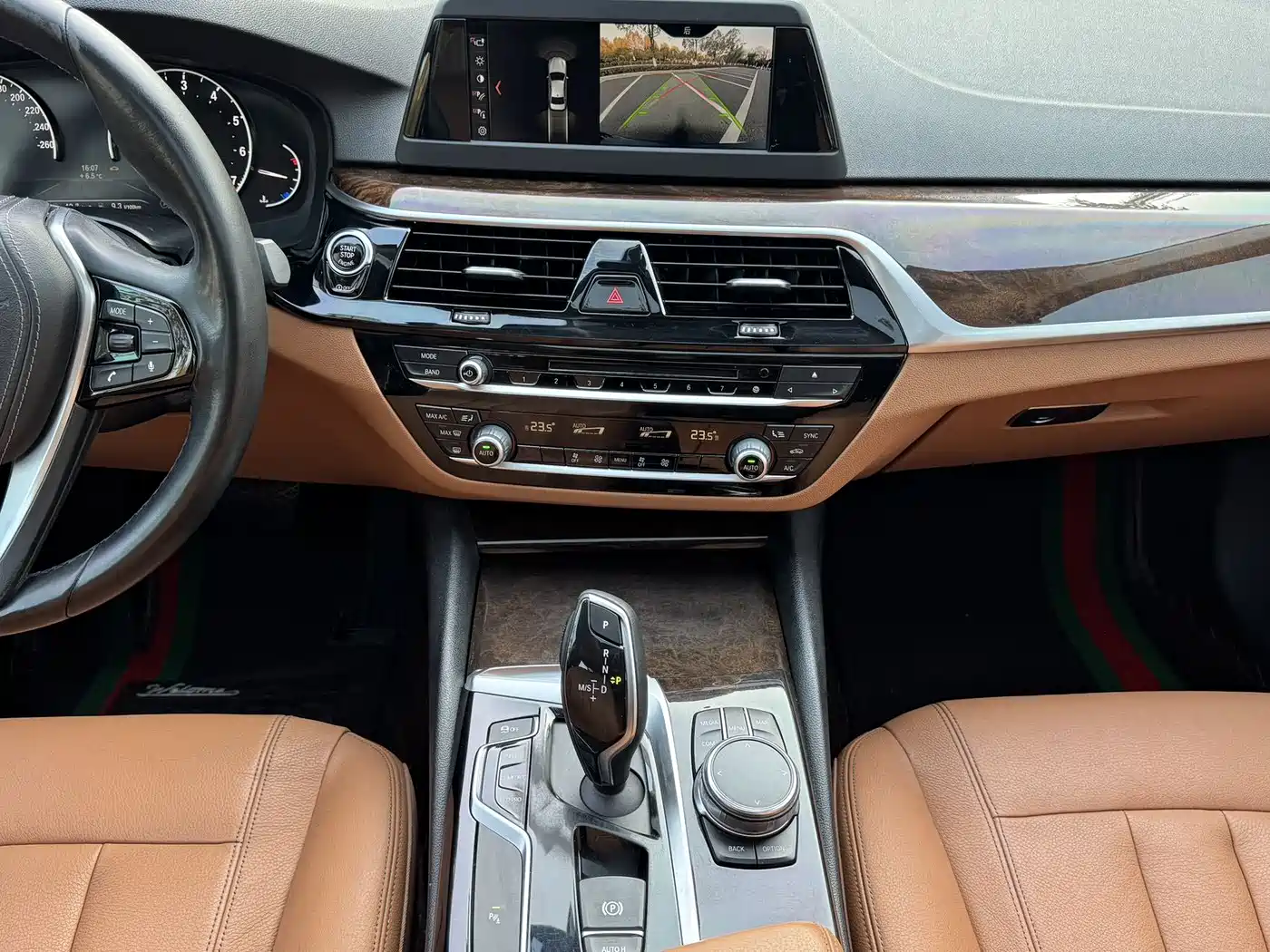BMW 5 Series 2018 528Li Launch Special Edition фото 10