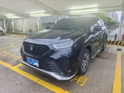 Toyota Crown Kluger