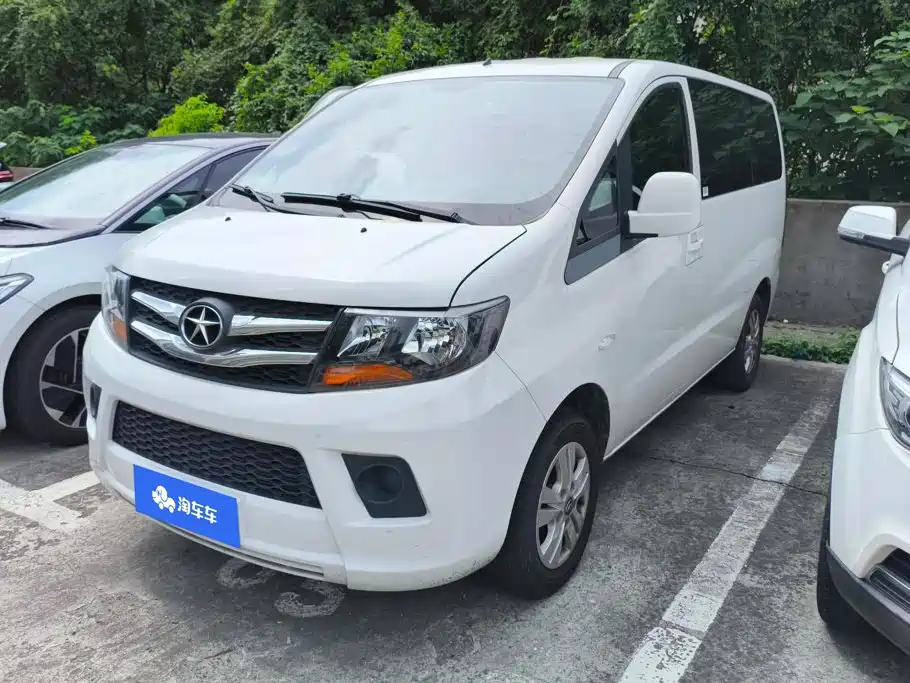 JAC Refine M3 2017 2015 Maker Edition 1.6L Luxury