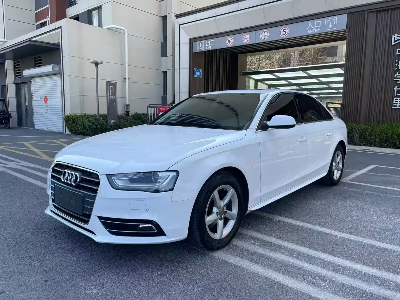 Audi A4L 2013 35 TFSI Automatic Standard