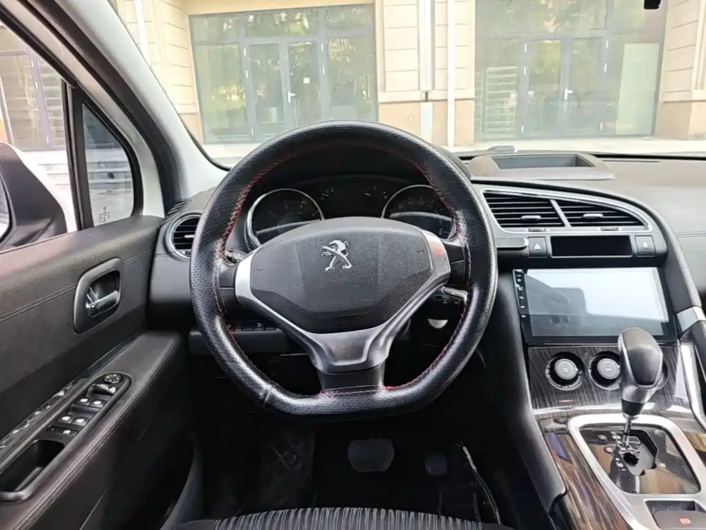 Photo 11 - Peugeot 3008