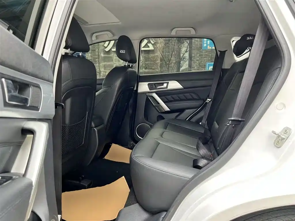 Haval H2 2016 Red Label 1.5T Manual 2WD Luxury фото 17