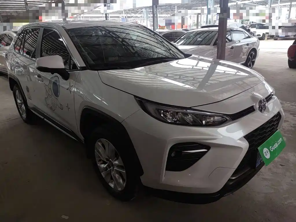 Toyota Wildlander 2022 2.0L CVT FWD Leading Edition фото 4