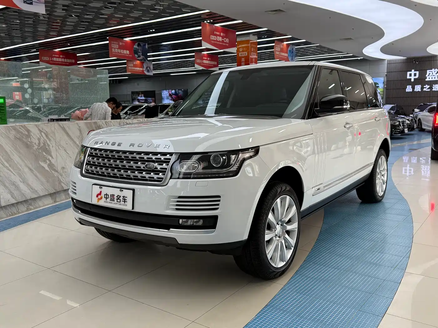 Land Rover Range Rover 2016 3.0 SC V6 Vogue LWB