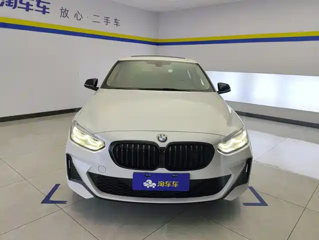 BMW 1 Series 2021 Facelift 120i M Sport Shadow Edition — фото 2