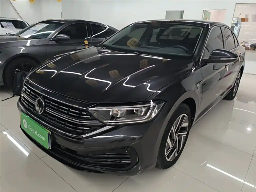Volkswagen Sagitar 2023 300TSI DSG Surpassing Edition