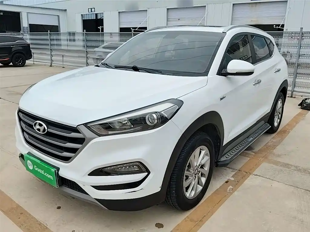 Hyundai Tucson 2015 1.6T Dual Clutch 2WD Smart фото 2